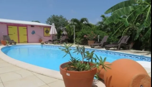 Gîtes Bungalows Le Moule, Grande-Terre, Guadeloupe