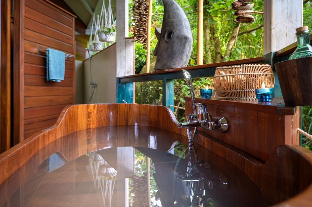 Gîtes Bungalows Pointe-Noire, Basse-Terre, Guadeloupe