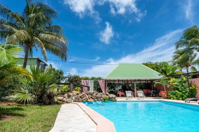 Gîtes Bungalows en Guadeloupe Sainte Rose, Basse-Terre