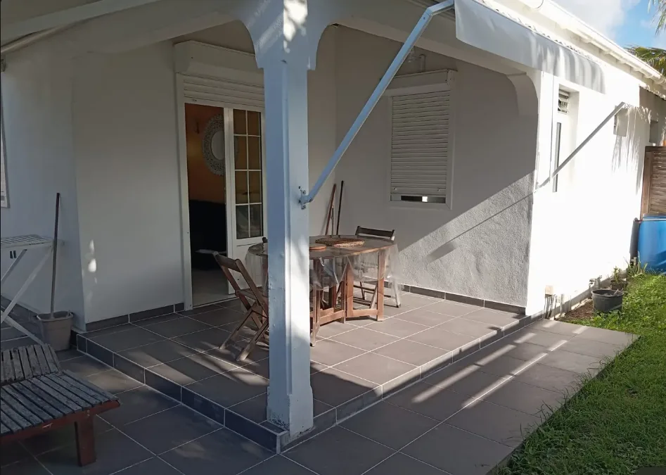 Appartement à la location en Guadeloupe Le Moule, Grande-Terre