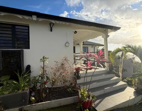 Villa avec piscine à la location pour les vacances Deshaies, Basse-Terre, Guadeloupe
